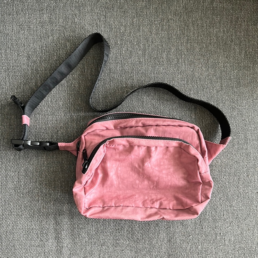 Baggu Fanny Pack in Dusty Rose